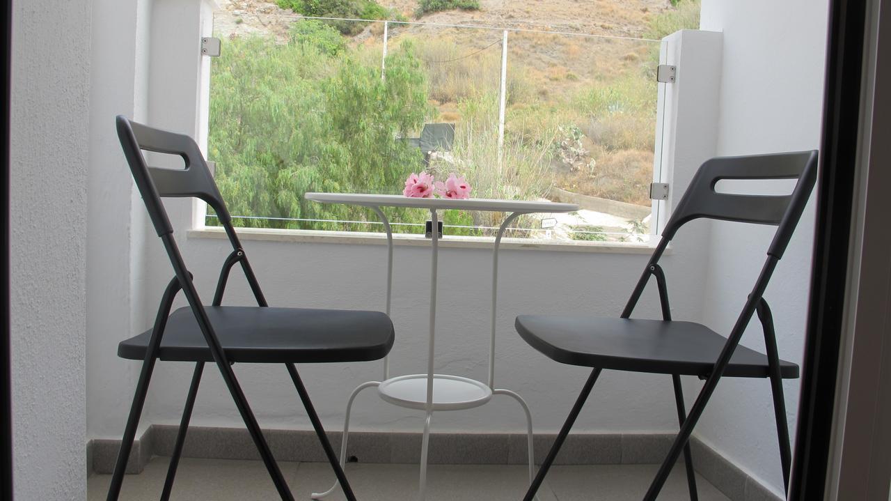 Hostal Onteniente Ла Мамола Екстериор снимка